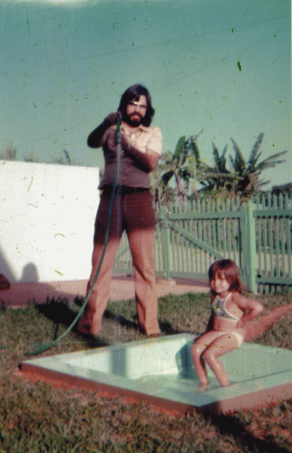 Eu e minha filha no laguinho da tartaruguinha - Casa em Itabira